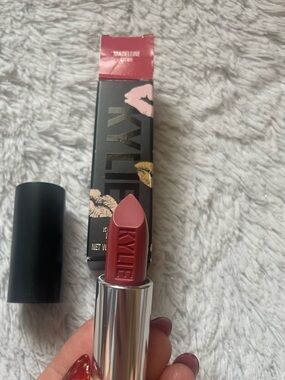 Kylie Cosmetics Matte Lipstick — Madeline Crème